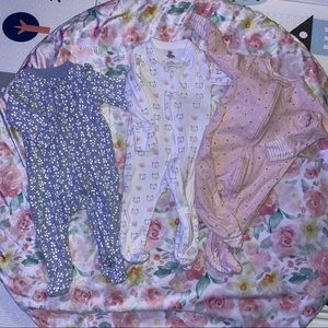 SOLD‼️ Baby Girl Gap Sleepers